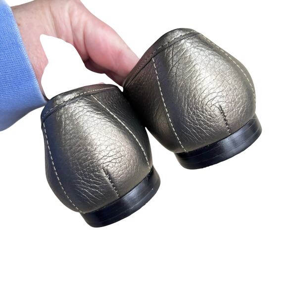 Talbots leather flats loafers US 6.5M casual shoes gold metallic classic tassels - Picture 5 of 9